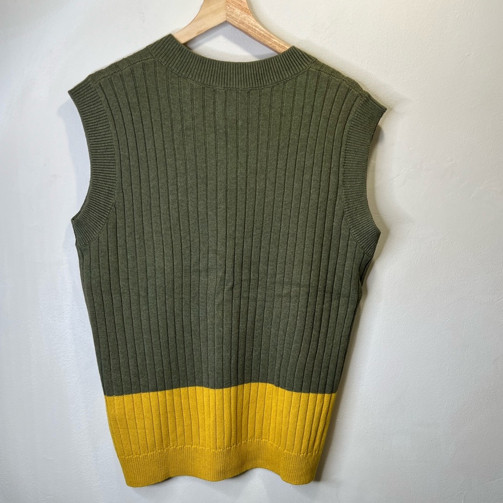 Levi's V-Neck Green and Yellow Oversized Wool-Cotton Blend Sweater Size M - Picture 3 of 9